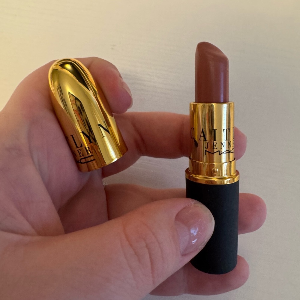 MAC Caitlyn Jenner Lipstick